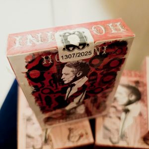 1 Deck of Houdini Red Legacy